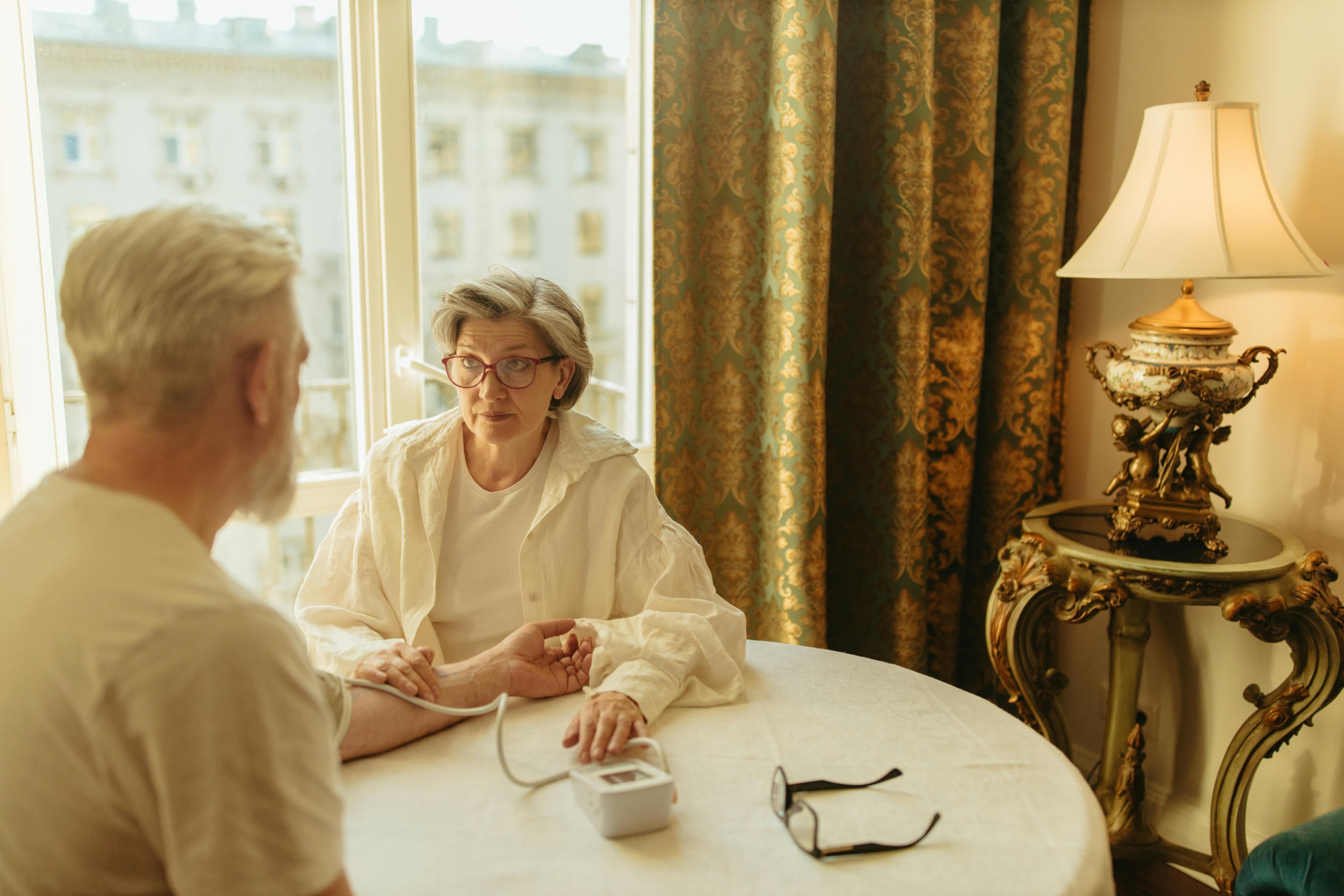 Healthcare consultation - monitoring progress and achieving health goals
